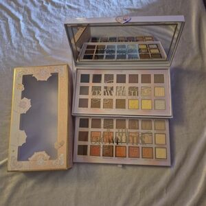 P LOUISE IF THE CROWN FITS EYESHADOW PALETTE